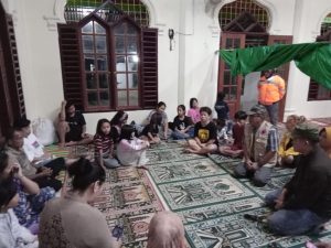 BPBD Kotamobagu Bantu Korban Bencana Kebakaran di Kelurahan Biga. (Foto : Iwan)
