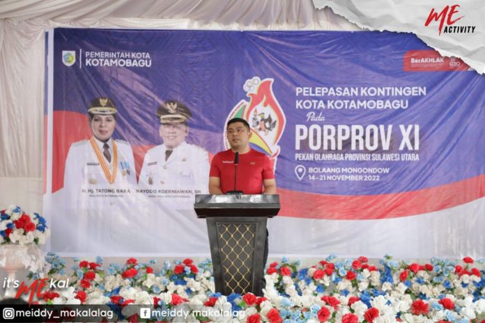 Meiddy saat melepas kontingen atlet Kotamobagu menuju Porprov Sulut, pada Minggu 13 November 2022 pagi tadi di Lembah Bening restaurant. (Foto : Zackir)