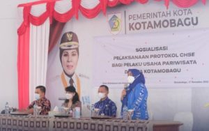 Pemerintah Kota Kotamobagu melalui Dinas Kebudayaan dan Pariwisata melaksanakan sosialisasi Pelaksanaan Protokol CHSE. (Foto : HUMAS)