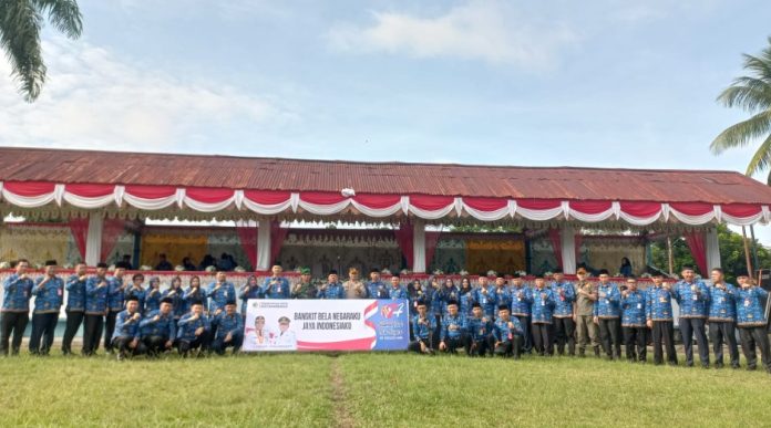 Foto bersama jajaran SKPD Pemerintah kota Kotamobagu usai menggelar upacara peringatan Hari Bela Negara ke 74 Tahun di Lapangan Motoboi Kecil, 19 Desember 2022. (FOTO : ICAT)