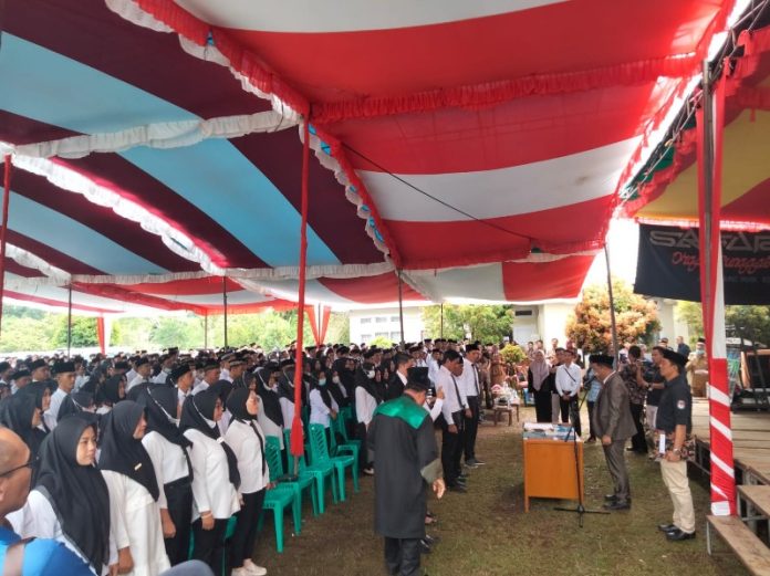 Komisi Pemilihan Umum kabupaten Kaur resmi melantik sebanyak 585 orang Panitia Pemungutan Suara (PPS) se-Kabupaten Kaur, Selasa (24/1/2023). FOTO : PACHROUL