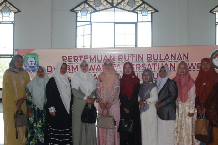 Pertemuan Rutin Bulanan Darma Wanita DWP Kabupaten Kaur Tahun 2023 Dengan Memperingati Isra Miraj 1444 Hijriah yang dilaksanakan di Islamic Center Padang Kempas. Kamis (09/02/2023)