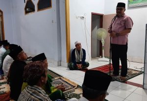 Pj Bupati Bolmong Tarling di Mesjid Al Mukhlisin Desa Kopandakan II