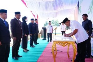 Bupati Bolmut Lantik Pejabat Tinggi Pratama dan Administrator