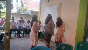Gambar : Amin Lasena hadiri Halalbihalal Desa Soligir disambut Tarian Tradisional Dana-Dana.