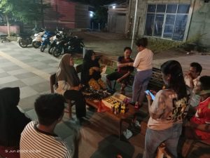 Pertemuan Forum Komunikasi Alumni (FKA) SMP Negeri 1 Oba Utara Maluku Utara yang akan gelar ‘Malam Baku Dapa’ atau jumpa alumni dan temu kangen, Kamis, (29 Juli 2023) bertempat di penginapan pesona galala, Kecamatan Oba Utara. (Foto : IST/Infokini.news).
