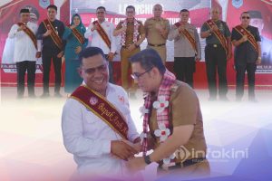 Louncing Bapak dan Bunda Asuh Anak Stunting Kabupaten Buton Tengah oleh Pj. Bupati Buton Tengah. Senin (19/6/2023). Foto : IST/Muhammad Shabuur)