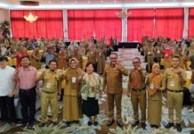 Limi Mokodompit Buka Bimtek Karya Tulis Ilmiah Guru SD dan SMP se Bolmong