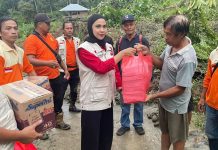 Korwil Baguna BMR PDIP Sulut Bantu Korban banjir dan Tanah Longsor di Boltim