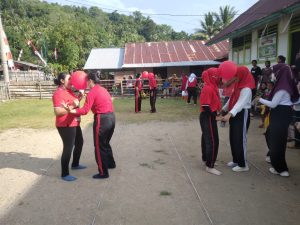 Lomba Lari balo yang di ikuti orang tua siswa