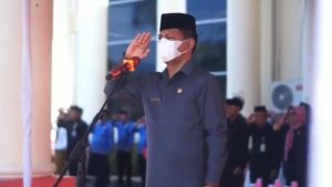 Gambar : Sekda Bolmut Pimpin Upacara Hari Sumpah Pemuda ke-59 Tahun, (30/10/2023).