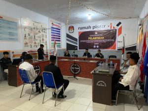 KPU Bolmut Lantik PAW PPK Pinogaluman dan PPS Binuni