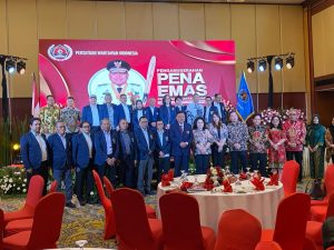 Gubernur Sulut Olly Dondokambey Terima Pena Mas PWI