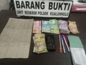 Polres Labuhanbatu Ungkap Kasus Perjudian, Jurtul Togel Beserta Barang Bukti Diamankan