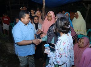 Dolly Pasaribu Nonton Bareng Debat Cawapres Bersama Warga Angkola Barat