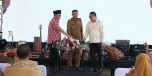 Pj Wali Kota Malang Luncurkan SPPT PBB 2024, Pekan Panutan Lunas PBB