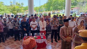 Pemkab Bolmong Gelar Kegiatan Pisah Sambut secara Adat kepada Bupati Bolmong yang Baru Jusnan C Mokoginta Pemkab Bolmong Gelar Kegiatan Pisah Sambut secara Adat kepada Bupati Bolmong yang Baru Jusnan C Mokoginta