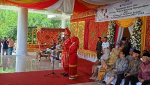 Pemkab Bolmong Gelar Kegiatan Pisah Sambut secara Adat kepada Bupati Bolmong yang Baru Jusnan C Mokoginta Pemkab Bolmong Gelar Kegiatan Pisah Sambut secara Adat kepada Bupati Bolmong yang Baru Jusnan C Mokoginta