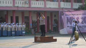 Wakapolres Batang Motivasi Siswa SMA N 1 Batang untuk Belajar dan Disiplin