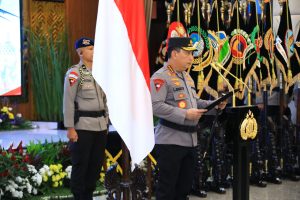 Kapolri Pimpin Upacara Kenaikan Pangkat dan Sertijab Pati Polri, Kadiv Propam dan Sejumlah Kapolda