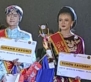 Ladyta Harneza Maraih Juara Favorit di Grand Final Sinang Sinok Kendal