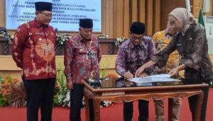 Bupati Malang Tandatangani Nota Kesepakatan KUA-PPAS 2025, Perkuat Pembangunan Berkelanjutan