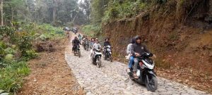 Warga Mulai Manfaatkan Jalan Baru TMMD ke-121 Kodim 0736/Batang