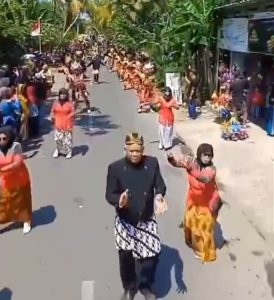 Karnaval Tahunan RW 1 Dukuh Tegalsari untuk Memperingati Hari Kemerdekaan ke-79 Berlangsung Meriah