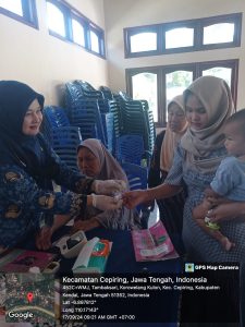 Pelaksanaan Posyandu ILP (Intregasi Layanan Primer) BALITA, BUMIL, LANSIA di Balai Desa Korowelang Kulon