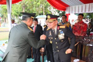 Kapolda Sulteng Hadiri Upacara HUT TNI Ke-79, Simbol Sinergitas TNI-Polri