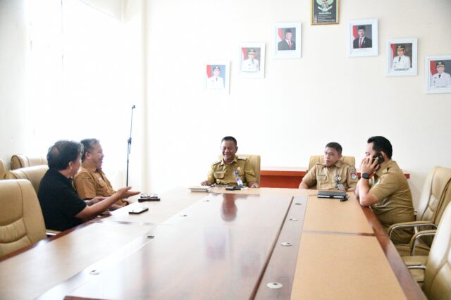 Bupati Boltim Terima kunjungan PUPR Sulut, Bahas Lanjutan Pekerjaan Rekonstruksi Jalan Lanjut