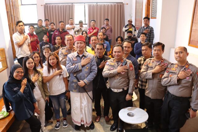 Tingkatkan Sinergitas, Kapolres Tana Toraja Gelar Jumat Curhat Dirangkaikan Coffee Morning dengan Insan Pers