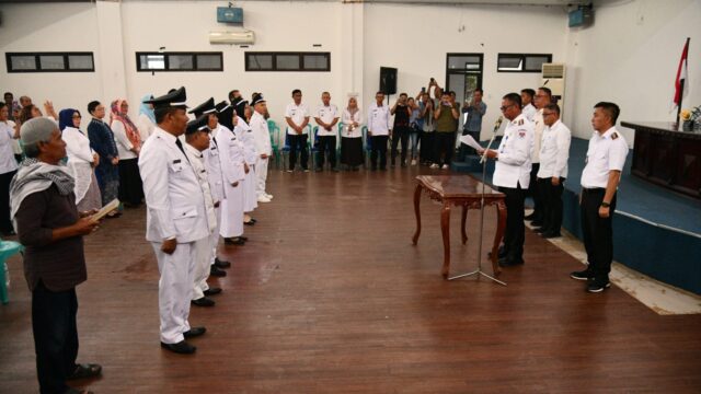 Bupati Boltim Didampingi Wabup Lantik Sejumlah PJ Kepala Desa, Ini Nama-namanya