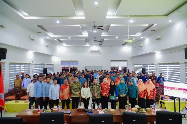 WhSekda Labuhanbatu Buka Sosialisasi Pembentukan Koperasi Desa/Kelurahan Merah PutihatsApp Image 2025-05-15 at 19.10.29_27efb9da