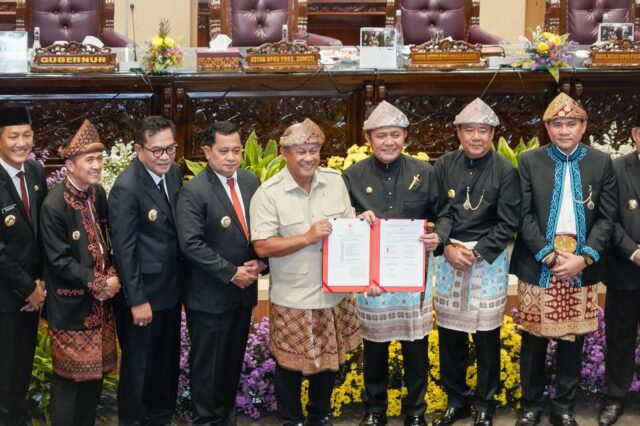 Hadir di Hari Jadi Provinsi Sumsel, Bupati Toha Siap Bersinergi Wujudkan Sumsel Maju Terus untuk Semua