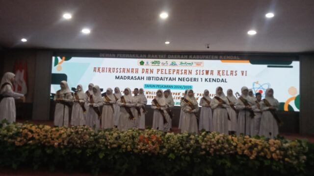 MIN I Kendal Gelar Acara Akhirussanah dan Pelepasan Siswa Kelas VI di Gedung DPRD Kendal