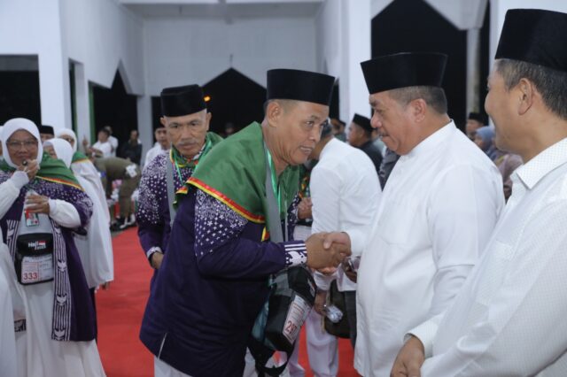 Bupati Lepas Jemaah Calon Haji Kabupaten Asahan di Gedung Tahfidz Masjid Agung Haji Achmad Bakrie