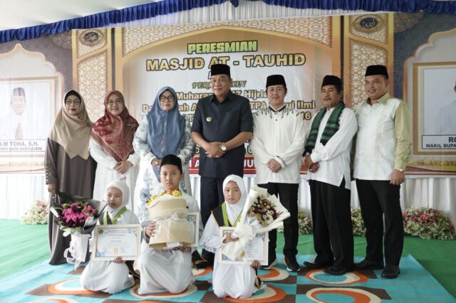 Bupati Muba Resmikan Masjid At-Tauhid dan Peringati 1 Muharram serta Milad ke-16 TPA Nurul Ilmi Desa Sungai Angit