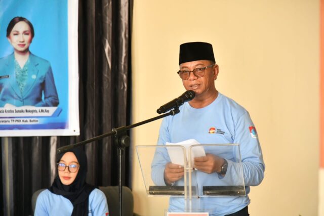 Bupati Boltim Didampingi Ketua TP-PKK Resmi Membuka Sosialisasi Deteksi Dini Kanker Serviks Melalui Pemeriksaan Papsmear
