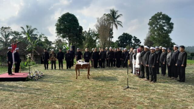 Om Zein Rotasi 14 Pejabat Eselon II, Pelantikan Dilakukan di Area Persawahan Kiarapedes