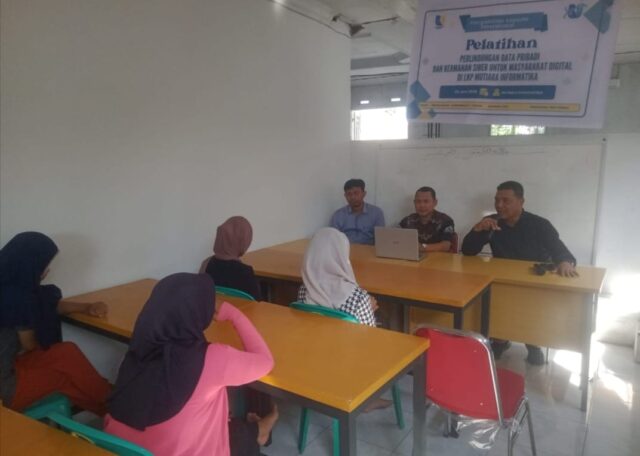 Dosen Universitas Royal Gelar Pelatihan Keamanan Data Pribadi dan Siber