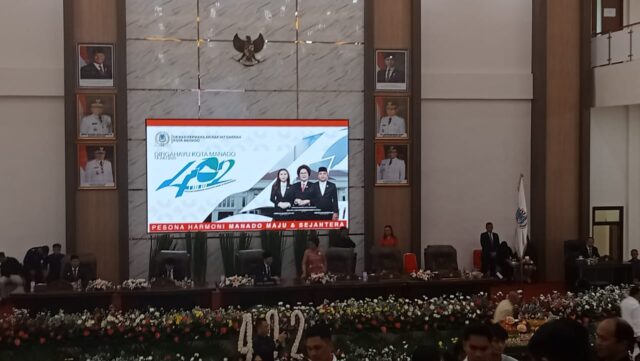 Walikota dan Wakil Walikota Manado Menghadiri Rapat Paripurna DPRD Kota Manado