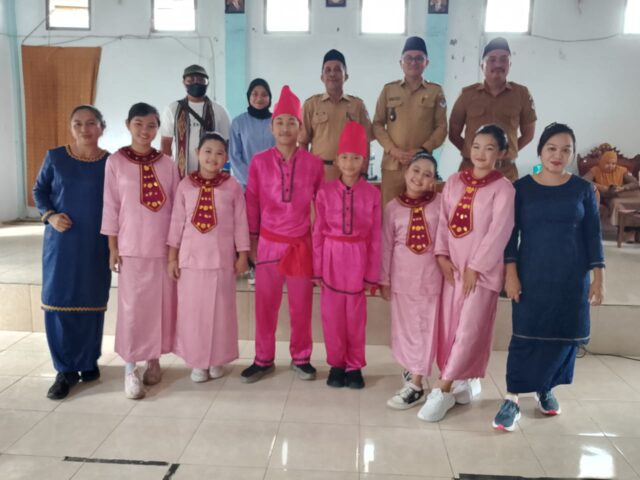 Pemdes Bangunan Wuwuk ikuti Lomba Dana-Dana Tingkat kecamatan Mobar
