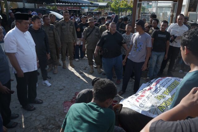 Serahkan Hewan Kurban Presiden Prabowo Subianto ke Masjid Raya Kisaran, Bupati Asahan Harapkan Begini