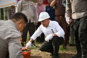 Boltim dan Polres Gelar Groundbreaking Sentra Pelayanan Pangan Gratis di Togid