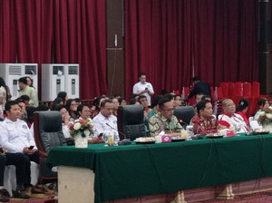 Dirjen Bina Pembangunan Daerah dan Tim Verifikator Nasional Verifikasi Program Kota Sehat di Manado
