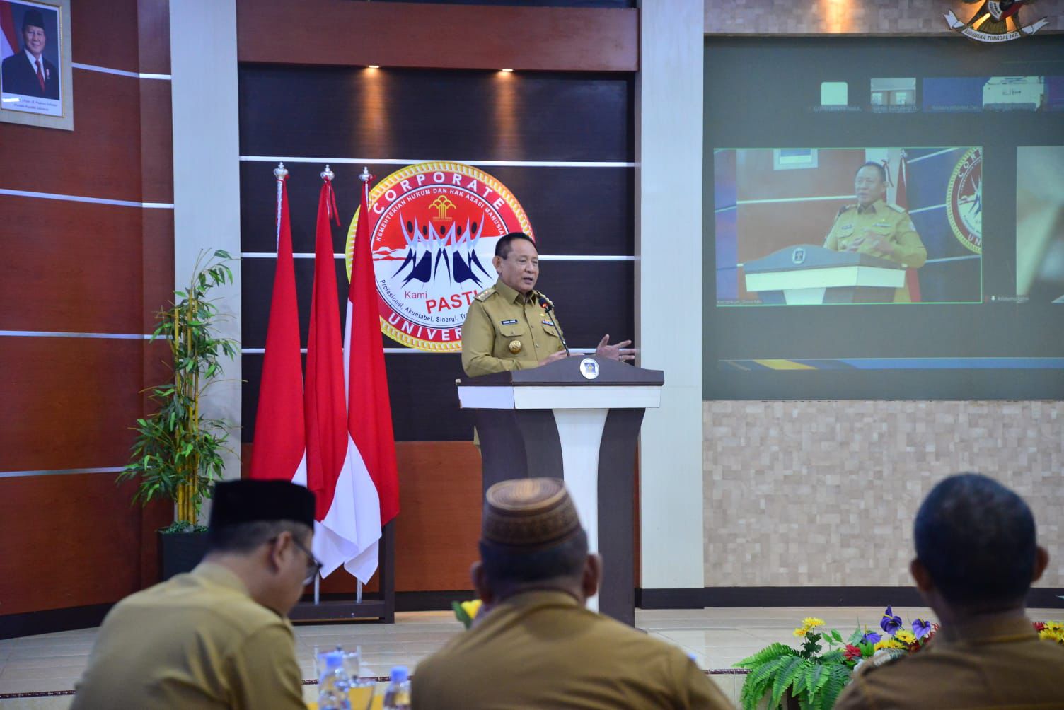 Gubernur Gorontalo Gusnar Ismail membuka Pendidikan dan Pelatihan Paralegal Serentak (Parlentak) Angkatan III di Aula Kantor Wilayah Kemenkumham Provinsi Gorontalo, Senin, 6 Oktober 2025. (Foto: Humas Pemprov Gorontalo)
