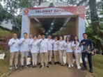 Ketua DPD Partai Gerindra Sulawesi Utara Mayjen TNI (Purn) Yulius Selvanus bersama jajaran pengurus provinsi dan kabupaten/kota berfoto seusai menghadiri Taklimat Ketua Dewan Pembina Partai Gerindra Prabowo Subianto di Padepokan Garuda Yaksa, Hambalang, Kabupaten Bogor, Sabtu (8 November 2025). Foto: Dok. DPD Gerindra Sulut