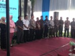 Bupati Blitar Rijanto bersama Kapolres Blitar meninjau dapur Sentra Pelayanan Pangan Gizi (SPPG) di Desa Jimbe, Kecamatan Kademangan, Kabupaten Blitar, Kamis (13 November 2025). Program ini menjadi wujud sinergi Pemkab dan Polres Blitar dalam memperkuat ketahanan gizi masyarakat. Foto: Son/IKN