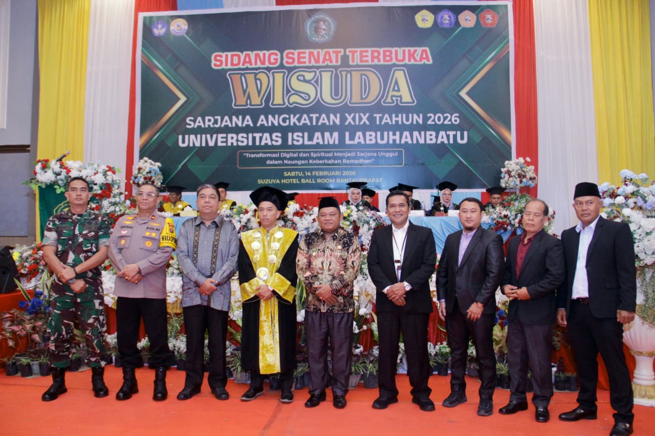Wakil Bupati Labuhanbatu Hadiri Wisuda Sarjana Universitas Islam Labuhanbatu Angkatan XIX Tahun 2026